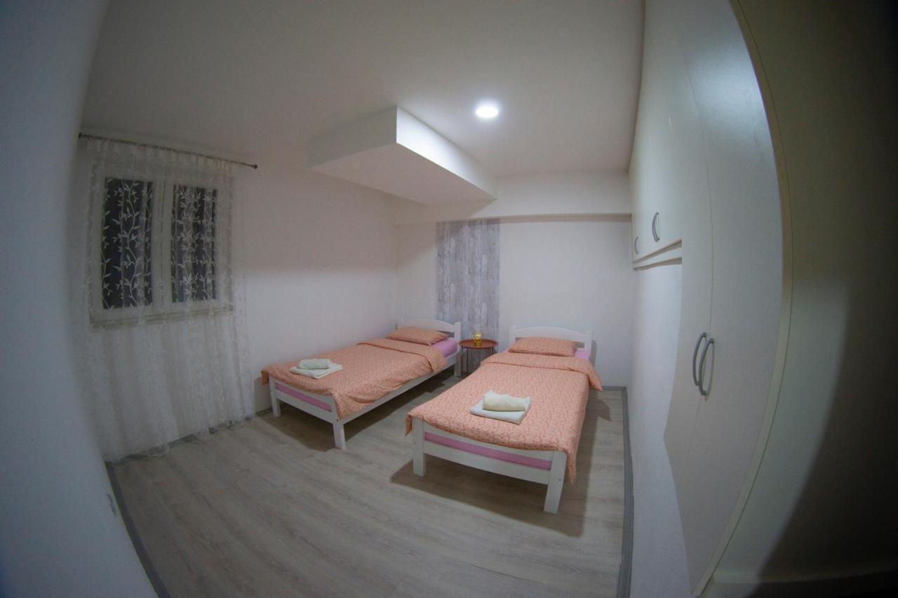 Apartments Ukropina Требинье Экстерьер фото